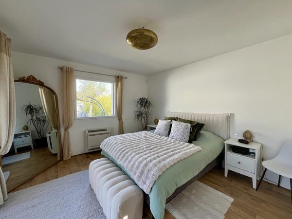 Maison coup de cœur aux portes de Vannes – Rénovation haut de gamme – Dépendance – Vue dégagée sur la campagne