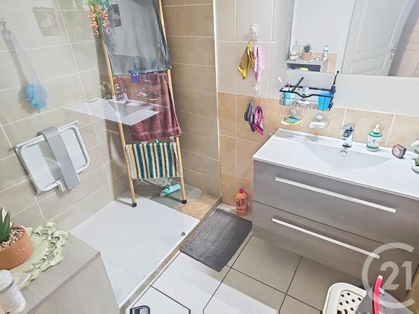 Appartement F3 à vendre  3 pièces - 92,95 m 2   CERET  - 66