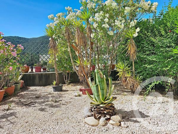 Appartement F3 à vendre  3 pièces - 92,95 m 2   CERET  - 66