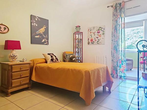 Appartement F3 à vendre  3 pièces - 92,95 m 2   CERET  - 66