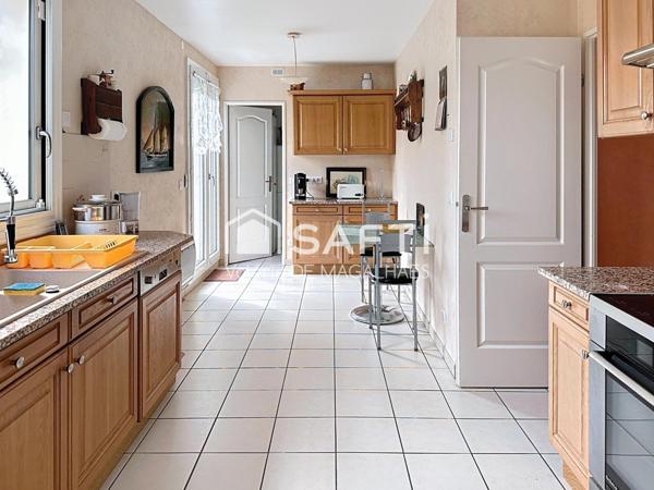 Grande maison familiale au calme dans une impasse