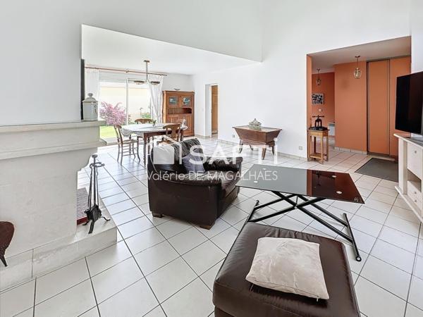 Grande maison familiale au calme dans une impasse