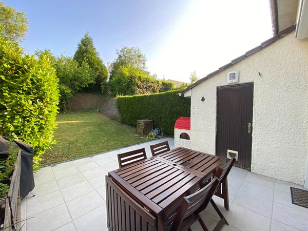 EXCLUSIVITÉ - MAISON DE 5 PIECES A VENDRE A PLAISIR - LA BOISSIERE