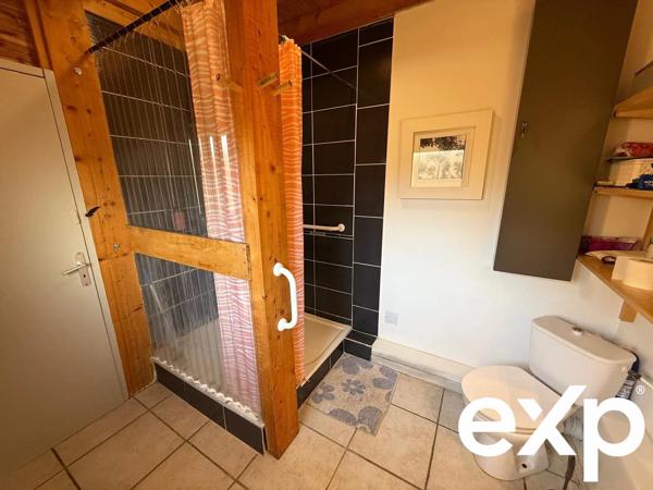 Maison mitoyenne avec atelier