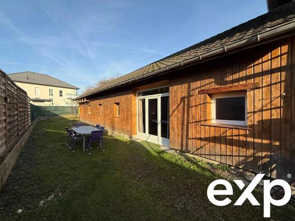 Maison mitoyenne avec atelier