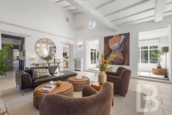 En exclusivité — Propriété d’exception en pierre, vue panoramique, Le Rouret