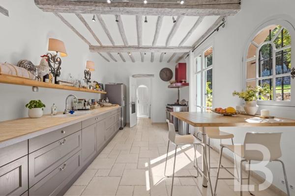 En exclusivité — Propriété d’exception en pierre, vue panoramique, Le Rouret