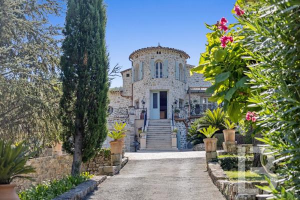 En exclusivité — Propriété d’exception en pierre, vue panoramique, Le Rouret