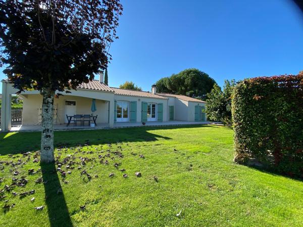 Maison plain-pied 107m², 3 chambres, double garage, terrain1500m²