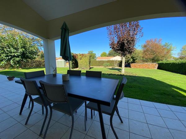 Maison plain-pied 107m², 3 chambres, double garage, terrain1500m²