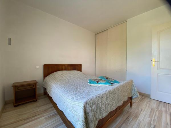 Maison plain-pied 107m², 3 chambres, double garage, terrain1500m²