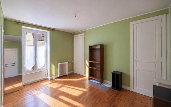 Maison à LE MANS, 72000 - 6 pièces 140m²