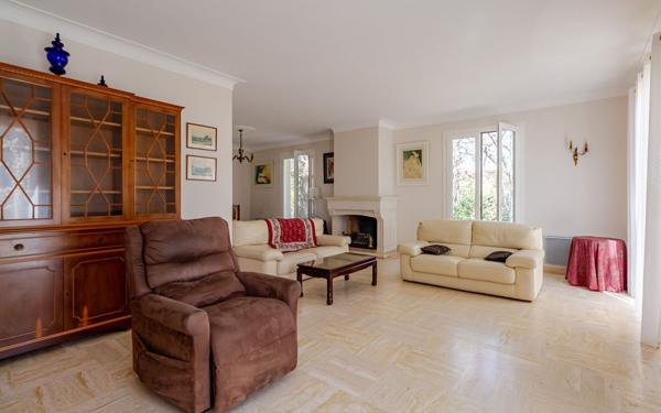 Maison à vendre    6 pièces • 200 m2 Ramonville-Saint-Agne