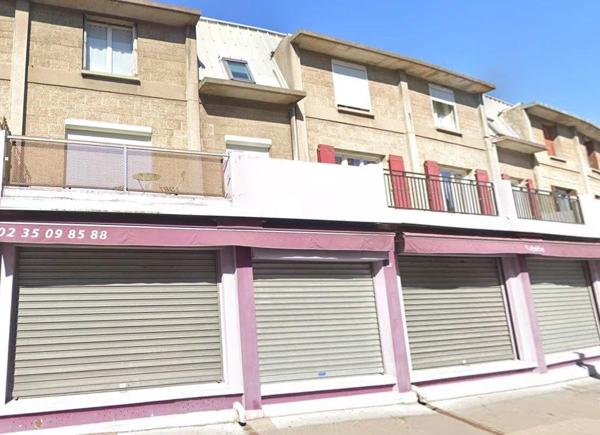 Vente                                                      Fonds de commerce
                        
                     4 pièces                      146 m2                     à Gournay-en-Bray