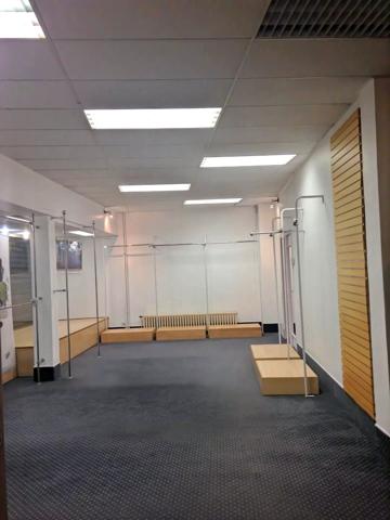 Vente                                                      Fonds de commerce
                        
                     4 pièces                      146 m2                     à Gournay-en-Bray