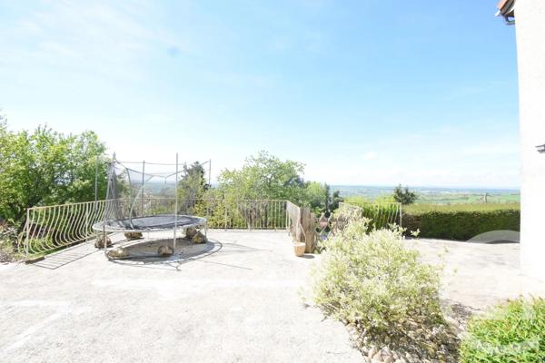 Maison à vendre  5 pièces - 135 m 2   CREUZIER LE VIEUX  - 03