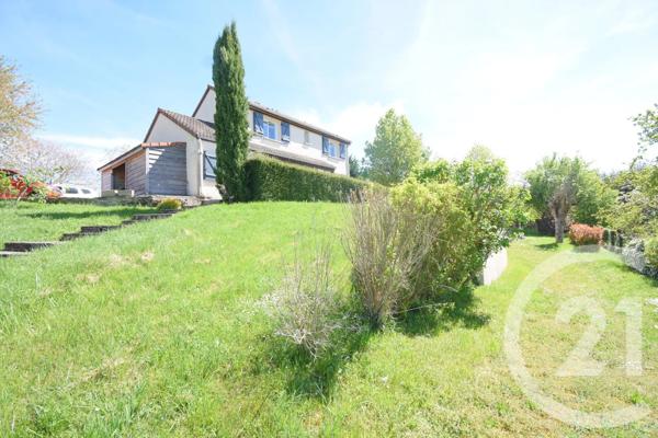 Maison à vendre  5 pièces - 135 m 2   CREUZIER LE VIEUX  - 03