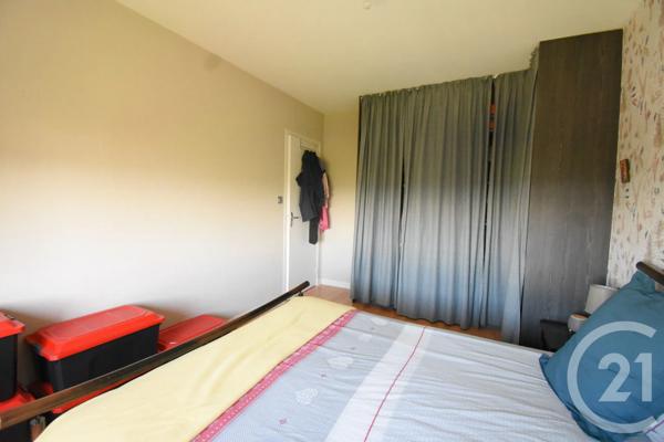 Maison à vendre  5 pièces - 135 m 2   CREUZIER LE VIEUX  - 03