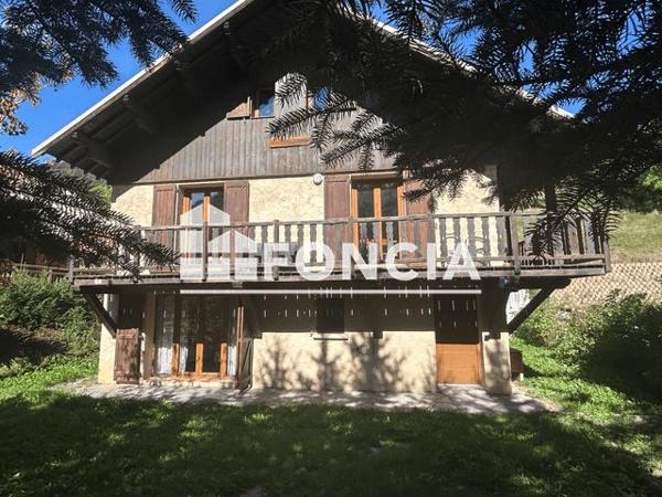 À vendre Maison 6 pièces 130 m² - La Salle-les-alpes 05240