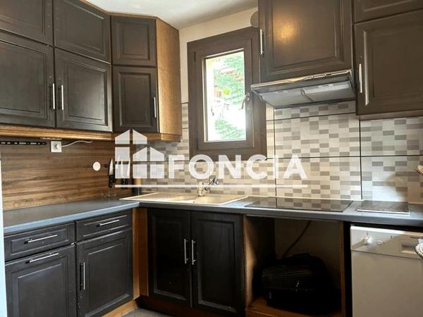 À vendre Maison 6 pièces 130 m² - La Salle-les-alpes 05240