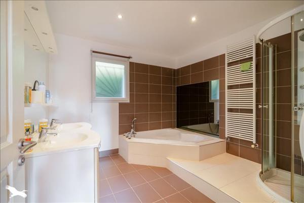 Maison à vendre |  Lauzerville |  6 pièces | 178 m²