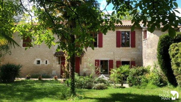 Maison - À vendre - 285 m² - CELLES-SUR-BELLE | The Door Man