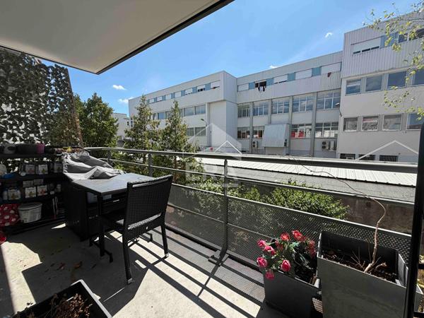 Appartement 4 pièces 70 m² Ville-la-Grand résidence récente