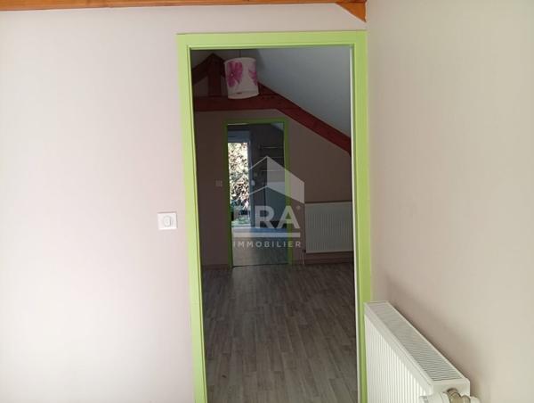 Maison Saint Loup Sur Semouse 7 pièce(s) 144.6 m2