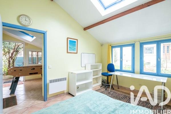Maison à vendre 8 pièces 209,73 m² Saint-Maur-des-Fossés