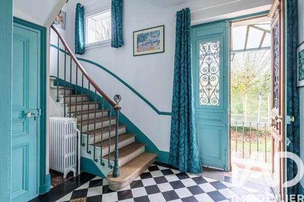 Maison à vendre 8 pièces 209,73 m² Saint-Maur-des-Fossés