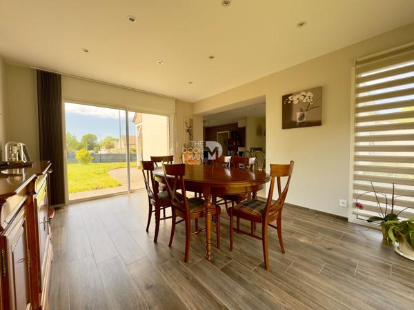 Maison - À vendre - 146 m² - BONCHAMP-LES-LAVAL | The Door Man