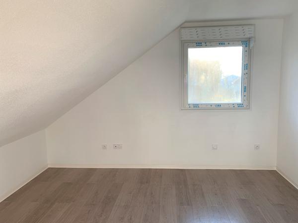 Maison Etuz 6 pièce(s) 98 m2