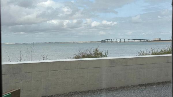 Foncier rare vue mer , maison à reconstruire à votre image