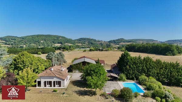 Propriété équestre avec piscine et dépendances. Penne-d'Agenais (47140)