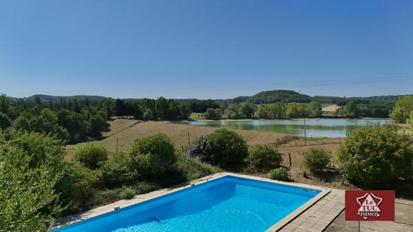Propriété équestre avec piscine et dépendances. Penne-d'Agenais (47140)