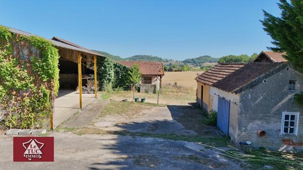 Propriété équestre avec piscine et dépendances. Penne-d'Agenais (47140)