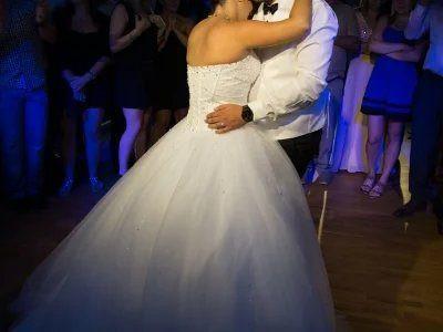 Restaurant / Authentique et charmante guinguette des bords de Marne