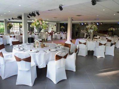 Restaurant / Authentique et charmante guinguette des bords de Marne