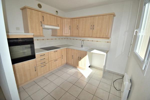 Appartement TYPE 3 avec terrasse et garage à DIGNE LES BAINS (04)