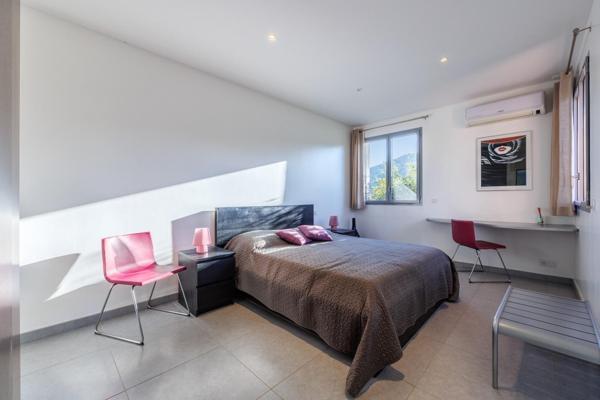 Maison à vendre  5 pièces - 205,97 m2 STE LUCIE DE PORTO VECCHIO - 201