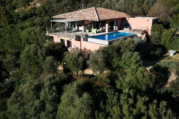 Maison à vendre  5 pièces - 205,97 m2 STE LUCIE DE PORTO VECCHIO - 201