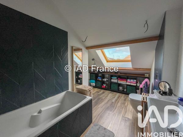 Maison à vendre 7 pièces 156 m² La Ville-du-Bois