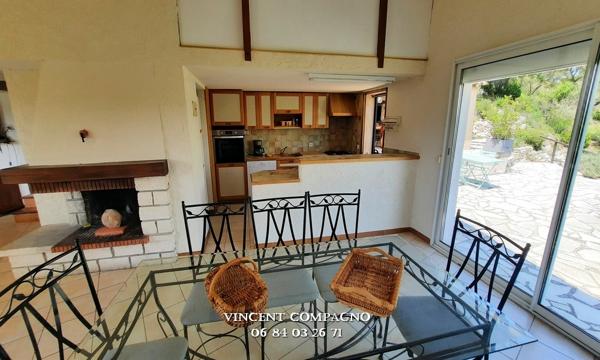 Villa en Provence au bord du Lac d'Esparron de Verdon