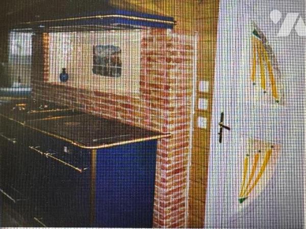 A vendre, Charente Maritime, Saint Just Luzac,  propriété sur environ 2 ha , comprenant une mai...