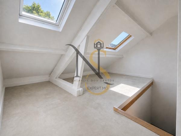– Maison familiale de 135 m² habitables – Terrain 1 100 m² – 4 chambres – Garage et dépenda