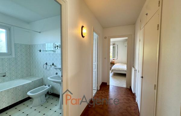 MAISON DE PLAIN PIED AVEC GARAGE