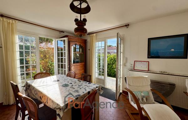 MAISON DE PLAIN PIED AVEC GARAGE