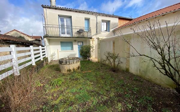 Maison à louer    3 pièces •  Champcevinel