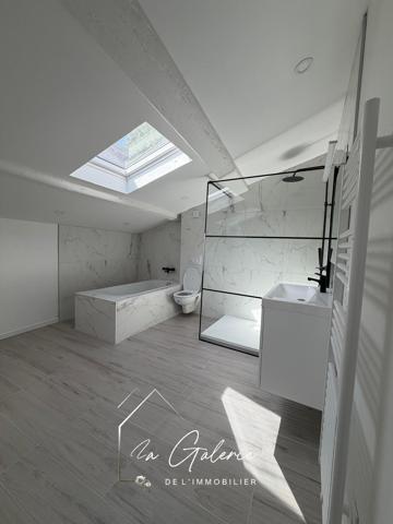 BELLE MAISON ENTIEREMENT RENOVEE A VARCES