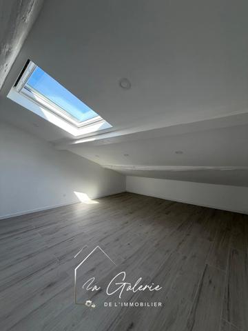 BELLE MAISON ENTIEREMENT RENOVEE A VARCES